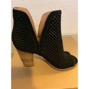 Lucky Brand Larise Booties! Only Worn Once.